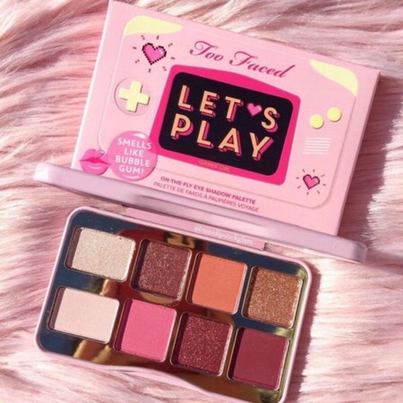 NIB🎭 Too-Faced Let's Play Eyeshadow Palette. - Picture 1 of 10